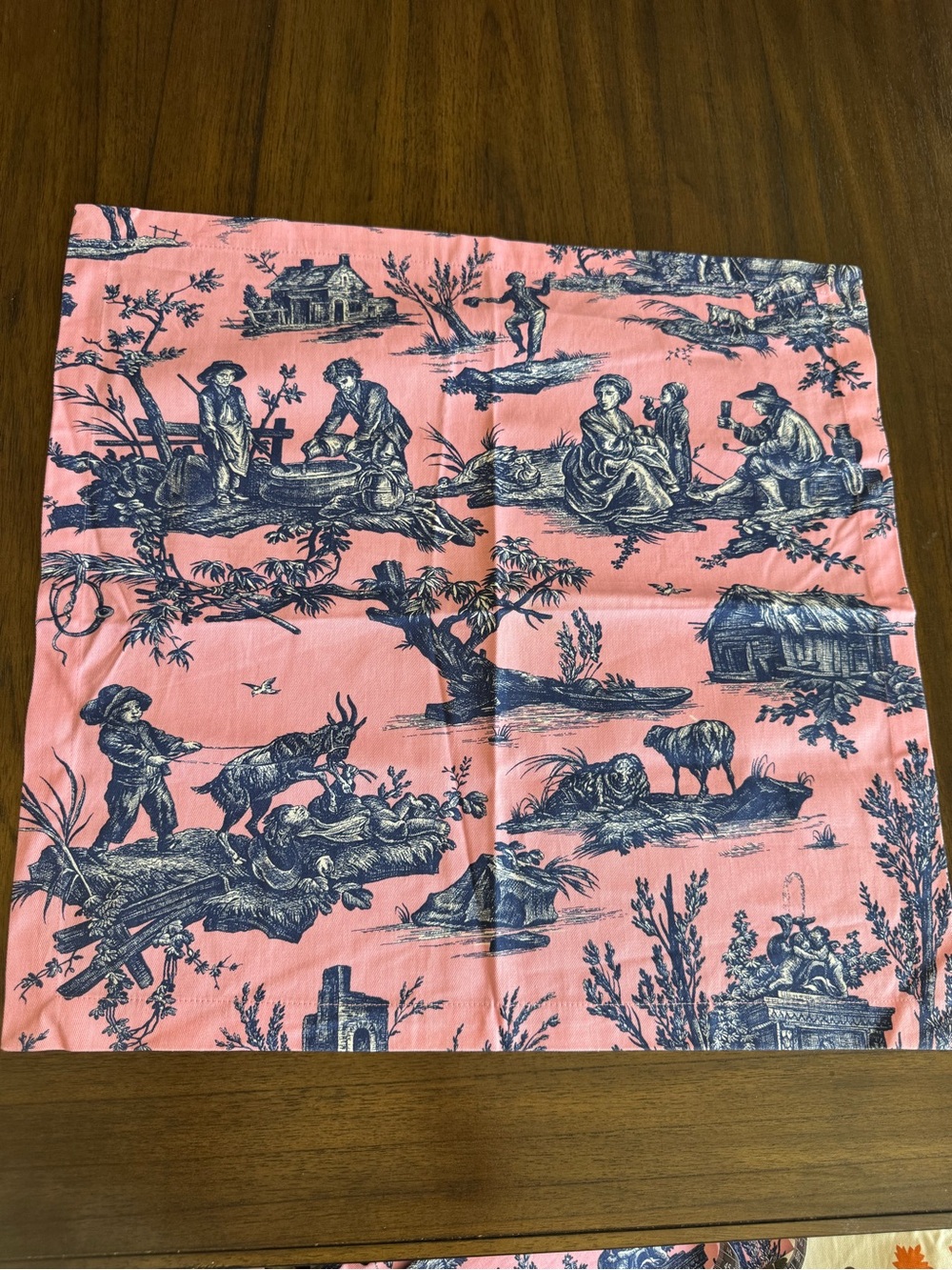 Williams Sonoma Set of 6 Pink Toile Cotton Dinner Napkins French Country - Picture 9 of 16